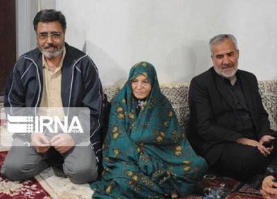 خبرنگاران مادر شهیدان ابراهیمی هژیر آسمانی شد