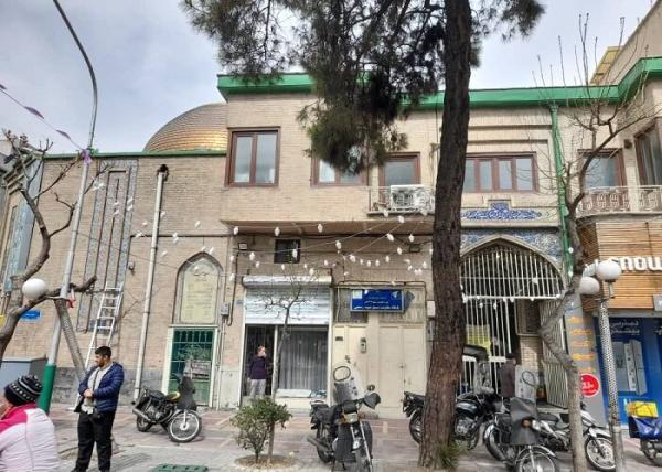 آماده سازی خیابان حضرت ولیعصر(عج) در جشن بزرگ نیمه شعبان آماده سازی خیابان حضرت ولیعصر(عج) در جشن بزرگ نیمه شعبان