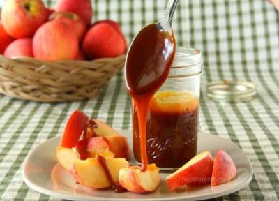 طرز تهیه سس کارامل هلو کشدار به 2 روش خوشمزه و آسان
